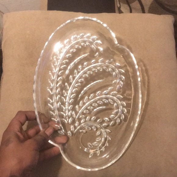 5 Leaves Design Glass Trays - Picture 2 of 2